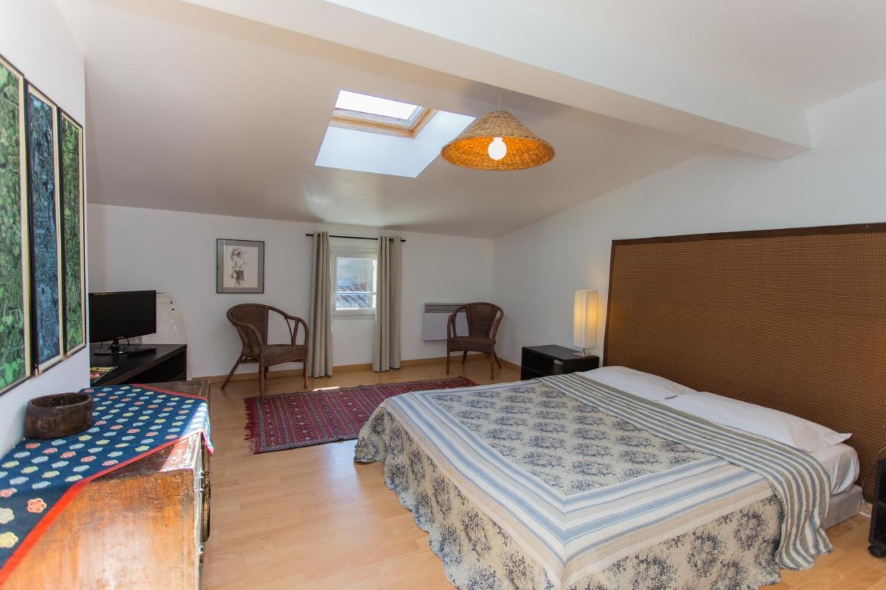 Maison D'Hotes Chambre En Ville Bordeaux Rum bild
